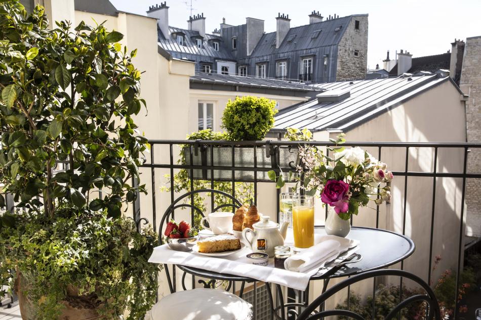 Hôtel Arioso - Petit déjeuner chambre supérieure